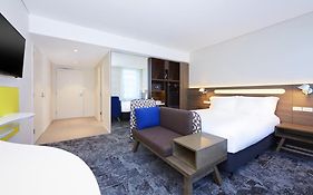 Holiday Inn Express Adelaide City Centre By Ihg